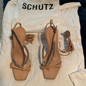 SCHUTZ Vikki Crystal Sandals. Sz 7B!